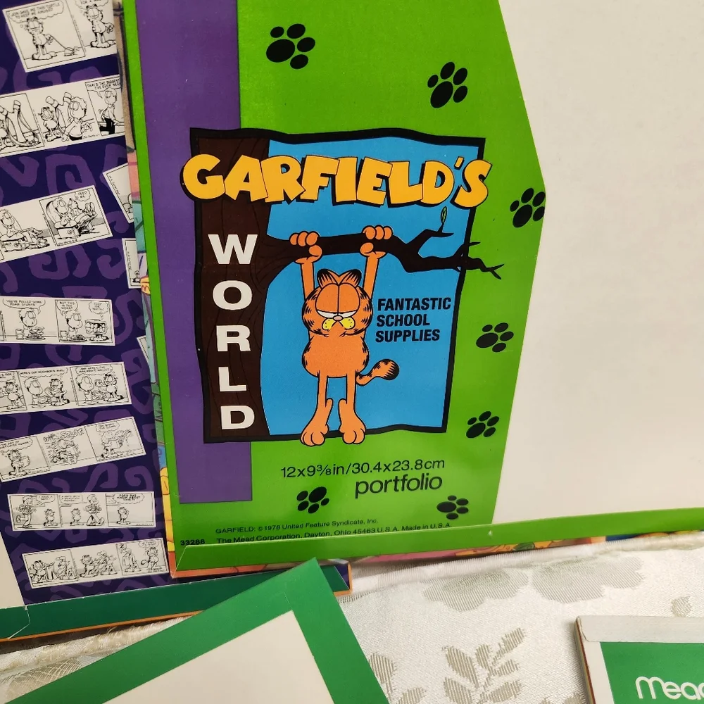Vintage Garfield Mead Lot Of 3 Folders + Rainbow Doodle Pad With Stickers